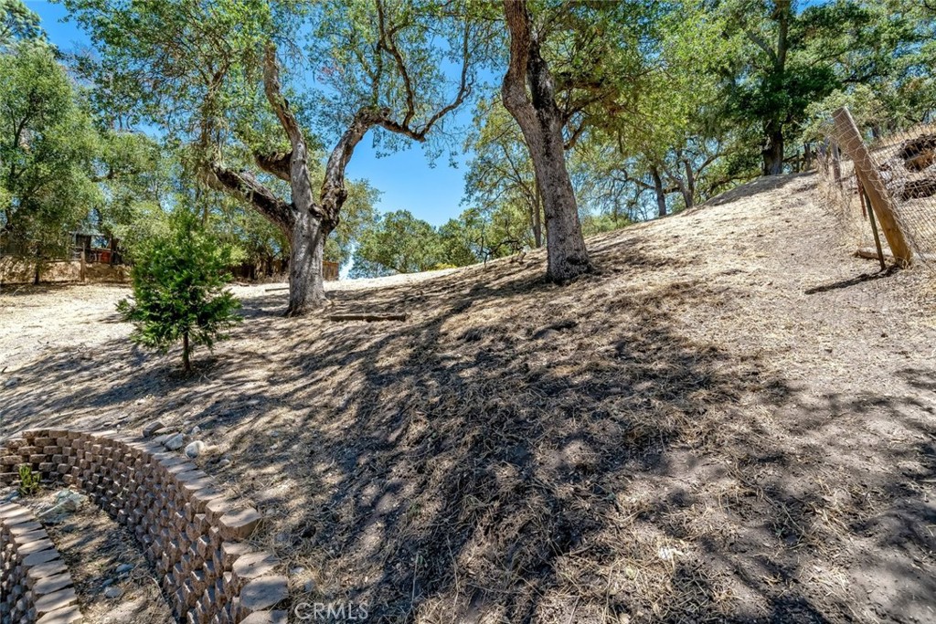 9056 Curbaril Avenue, Atascadero, CA 93422
