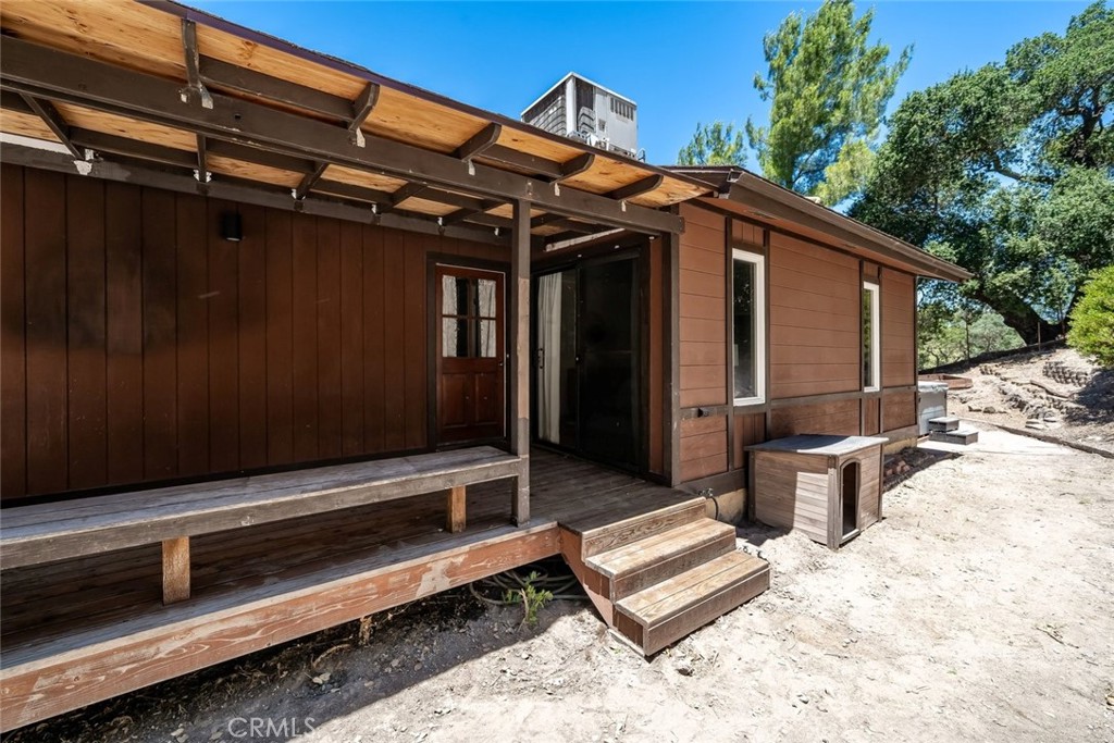 9056 Curbaril Avenue, Atascadero, CA 93422