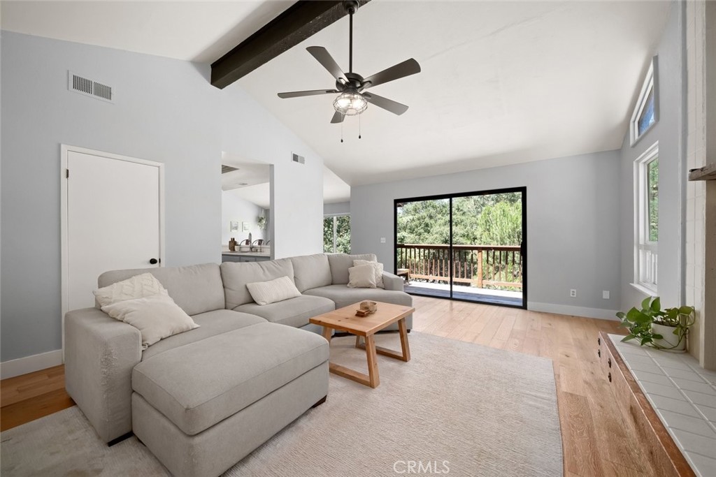 9056 Curbaril Avenue, Atascadero, CA 93422