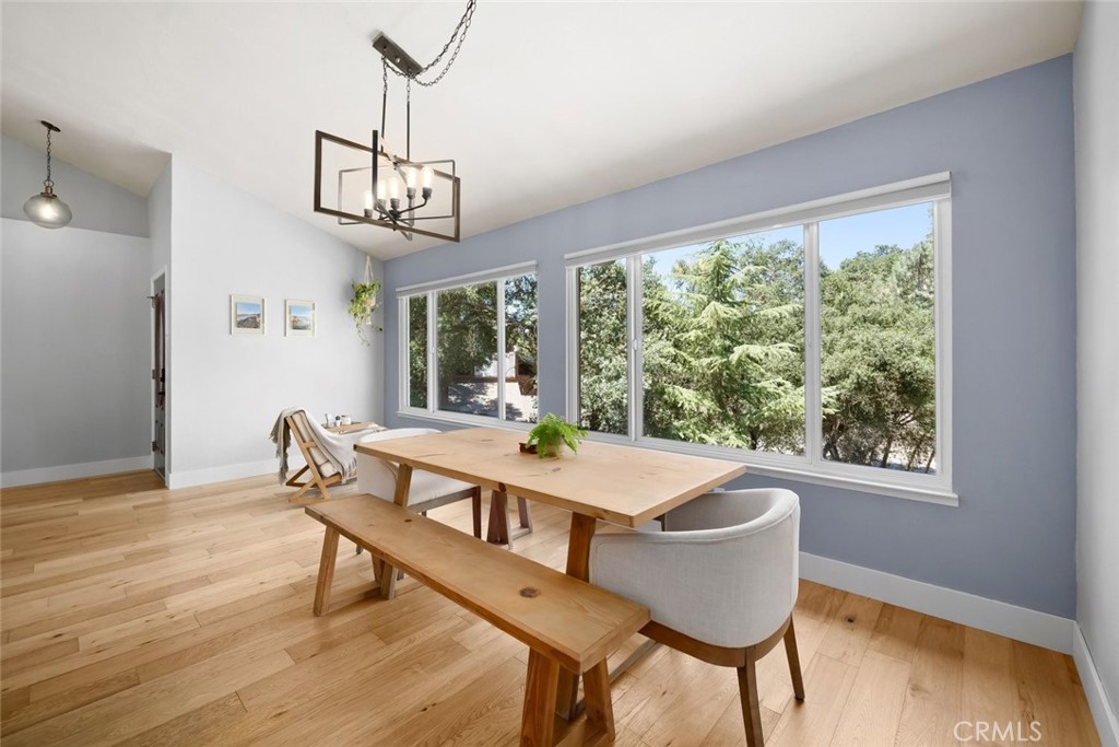 9056 Curbaril Avenue, Atascadero, CA 93422