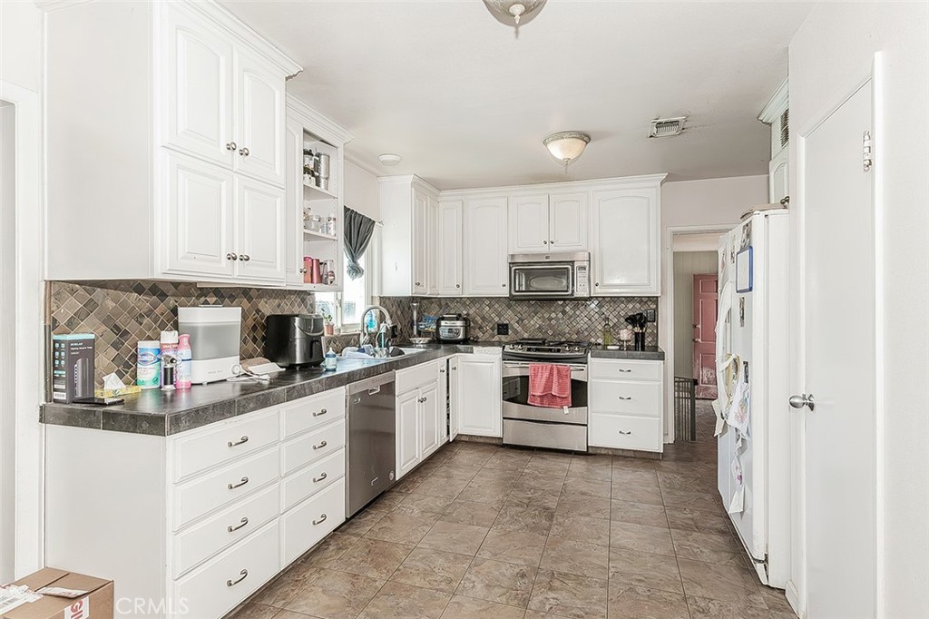 17209 E Floral, Reedley, CA 93654