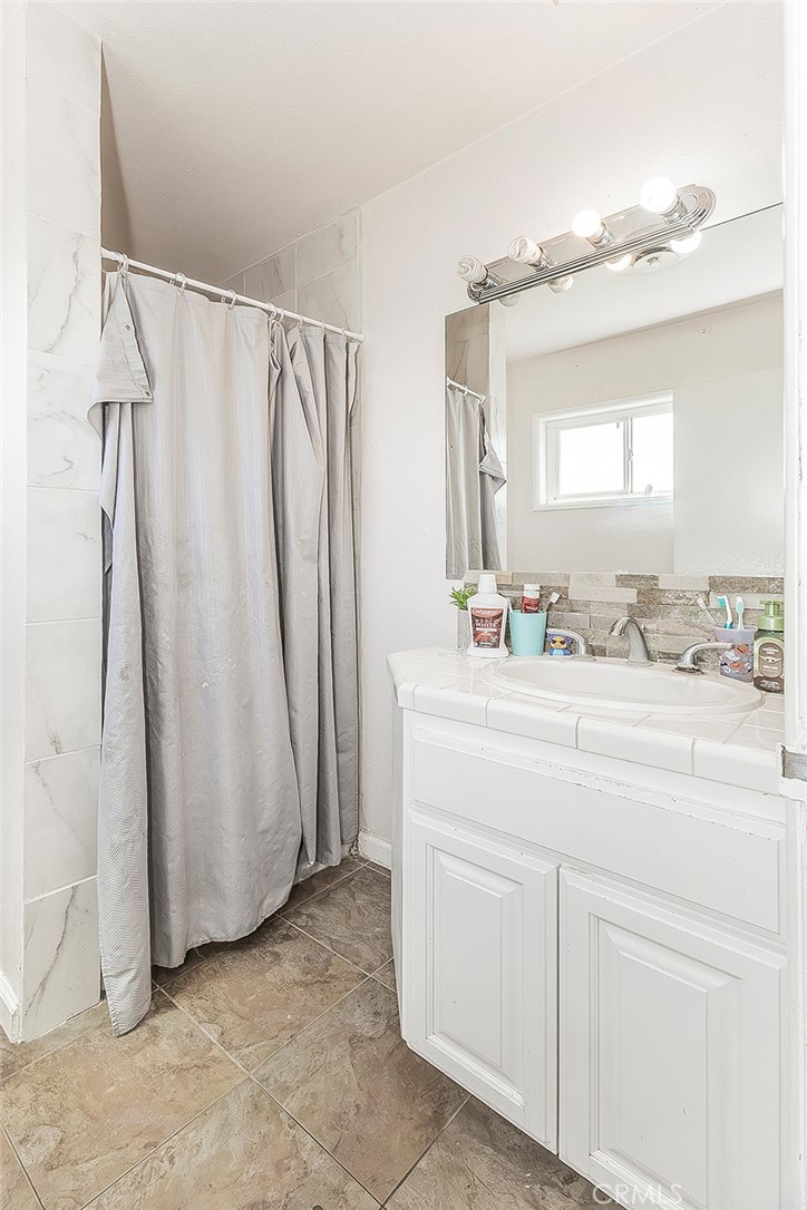 17209 E Floral, Reedley, CA 93654