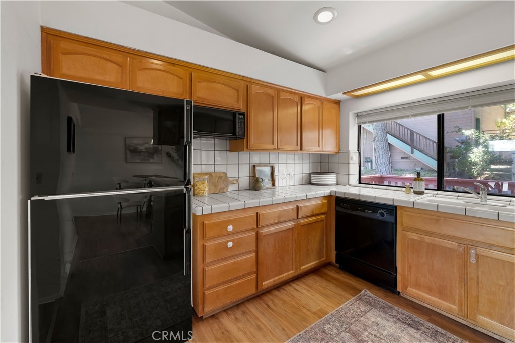 1965 Spencer St, Cambria, CA 93428