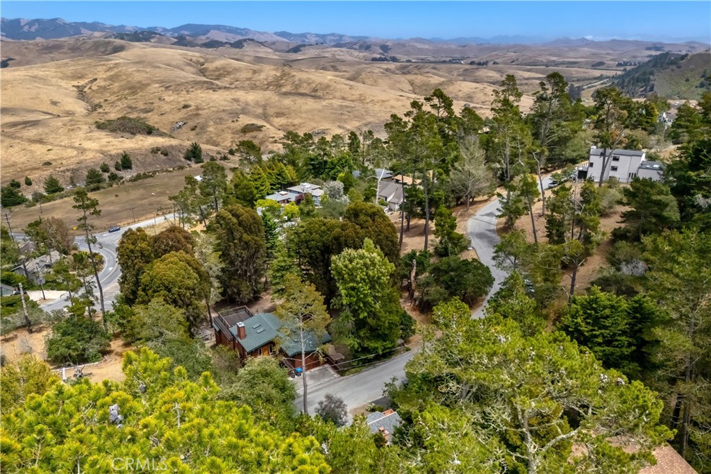 1965 Spencer St, Cambria, CA 93428