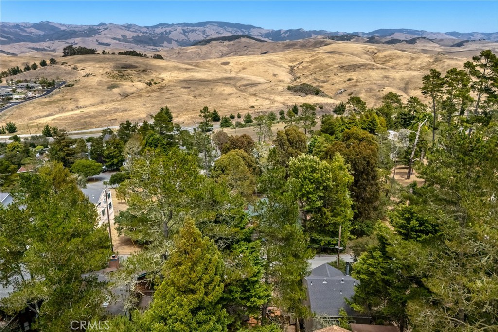 1965 Spencer St, Cambria, CA 93428