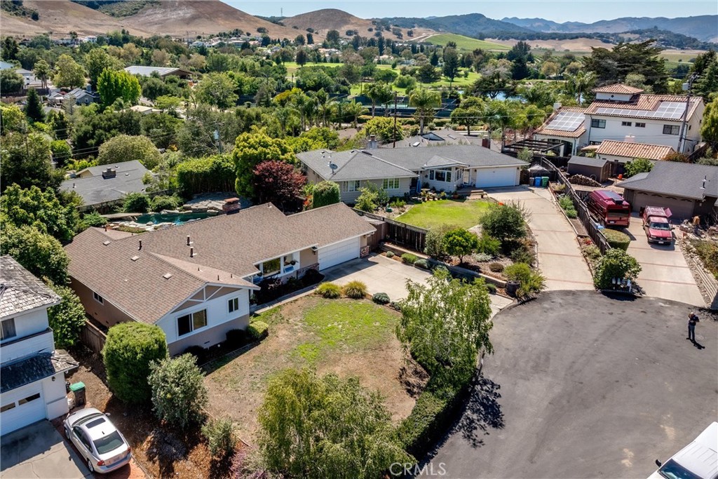 6020 Joan Pl, San Luis Obispo, CA 93401