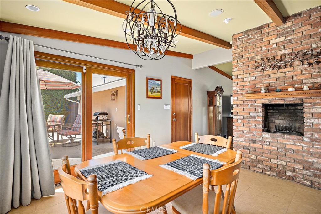 6020 Joan Pl, San Luis Obispo, CA 93401