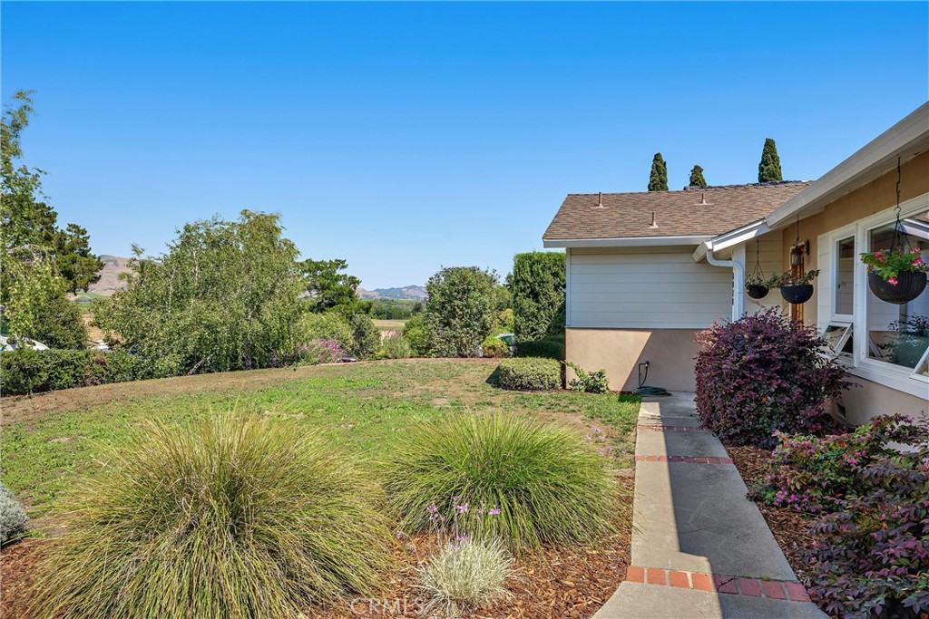 6020 Joan Pl, San Luis Obispo, CA 93401