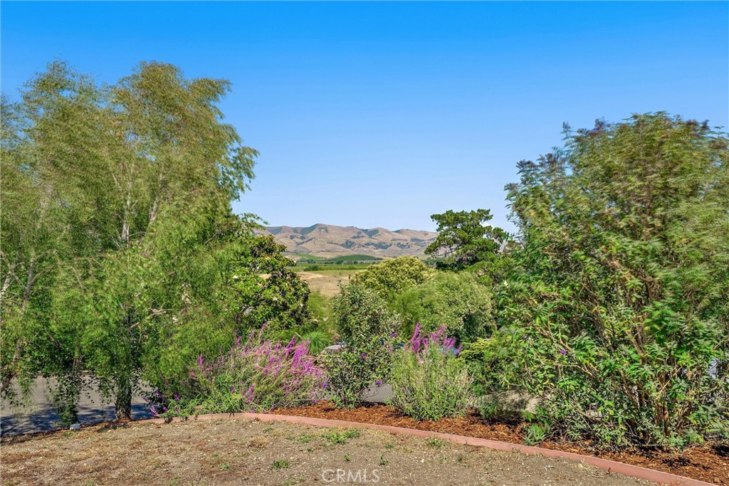 6020 Joan Pl, San Luis Obispo, CA 93401