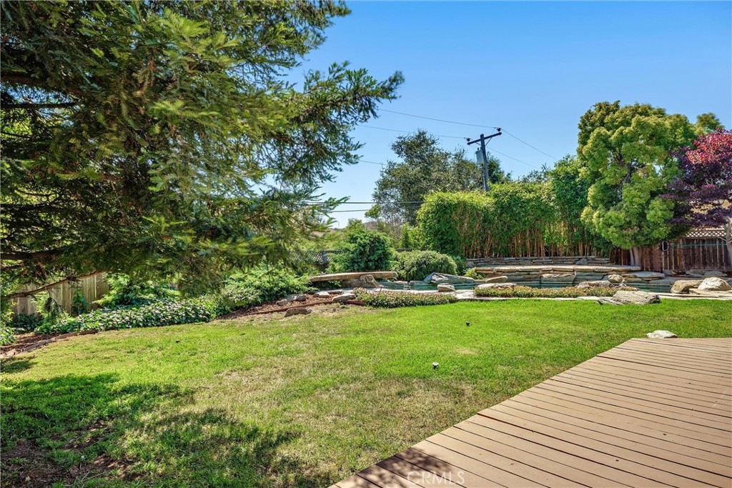 6020 Joan Pl, San Luis Obispo, CA 93401
