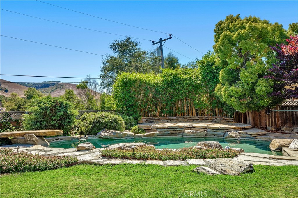 6020 Joan Pl, San Luis Obispo, CA 93401