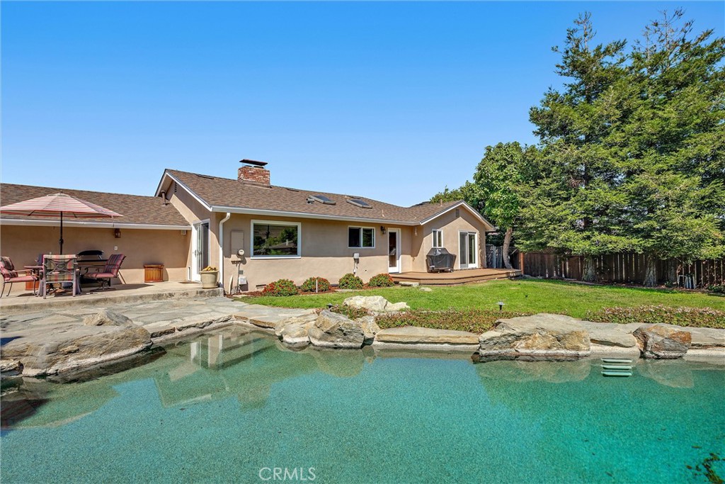 6020 Joan Pl, San Luis Obispo, CA 93401