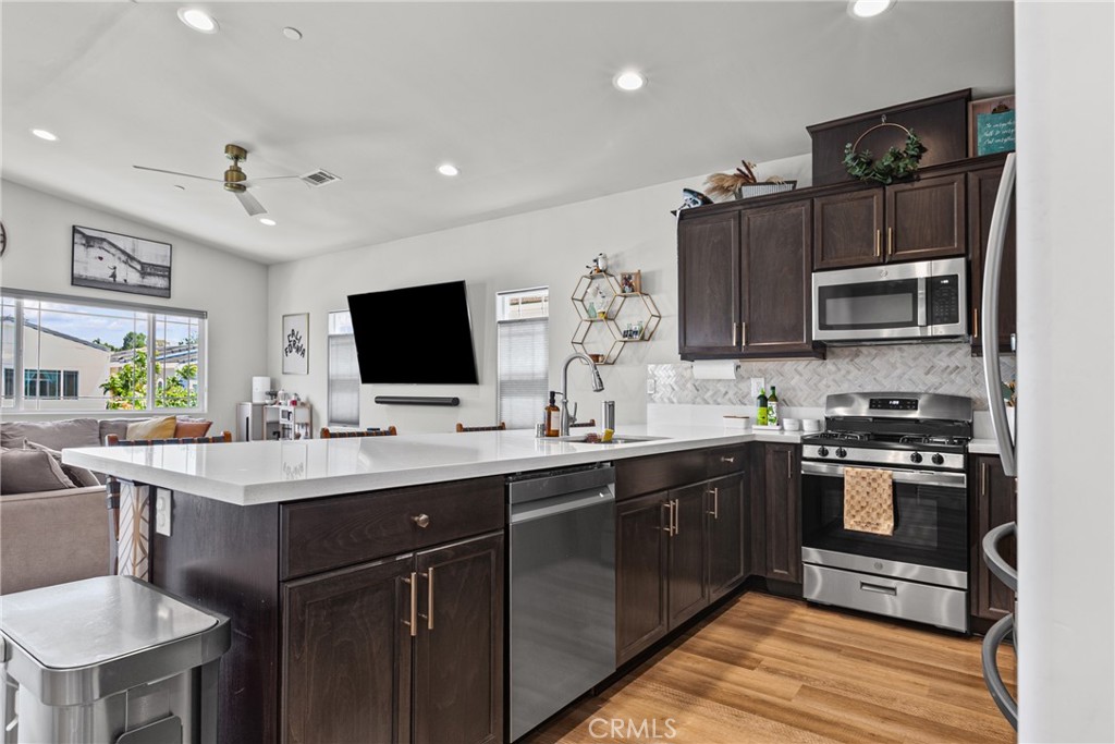 363 Calle De Pueblo, Templeton, CA 93465