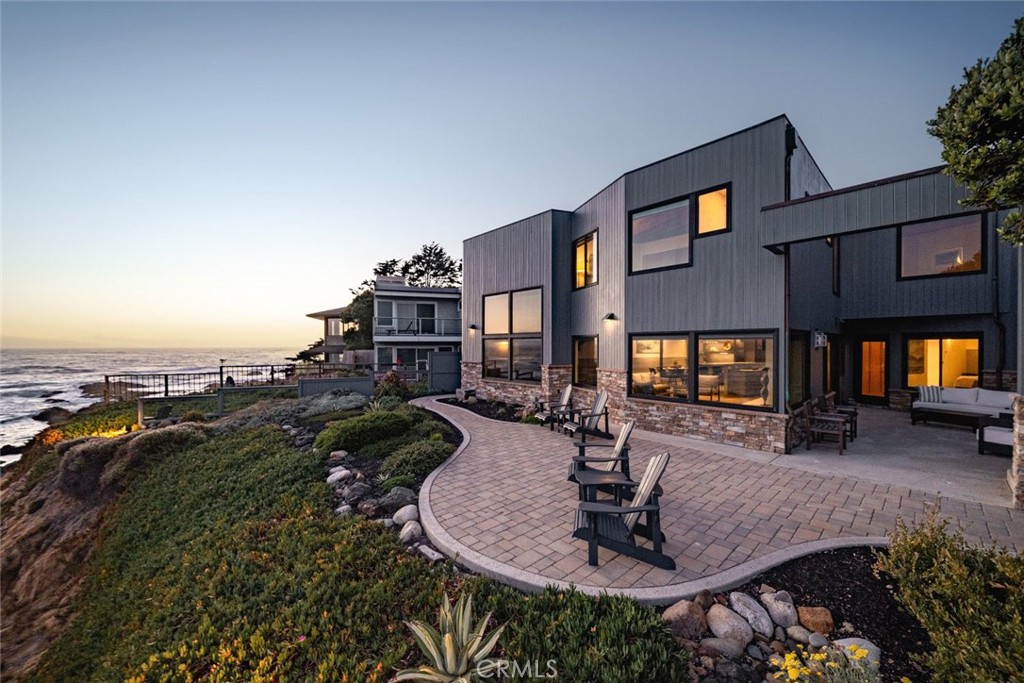 2375 Sherwood, Cambria, CA 93428