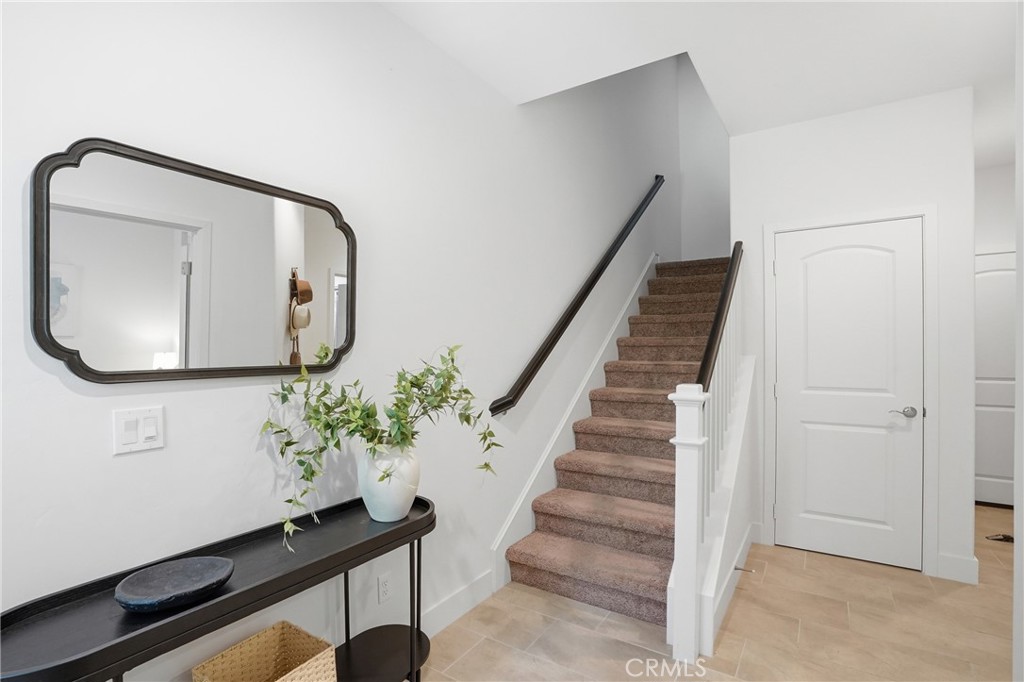 869 Coriander Ln, San Luis Obispo, CA 93401