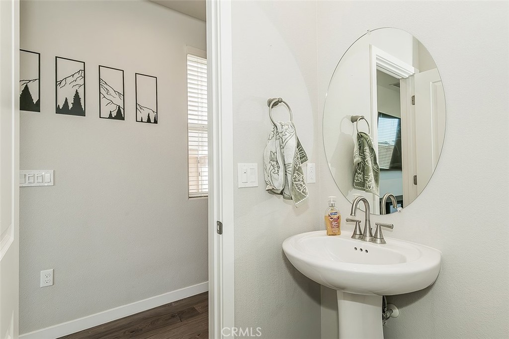 580 Mccaffrey, Madera, CA 93636