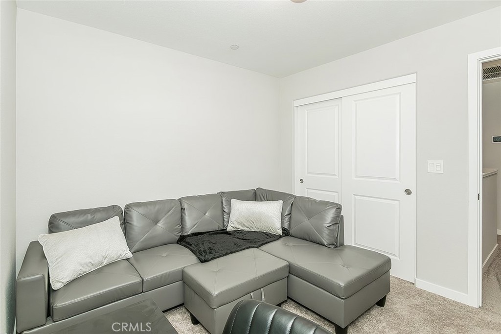 580 Mccaffrey, Madera, CA 93636
