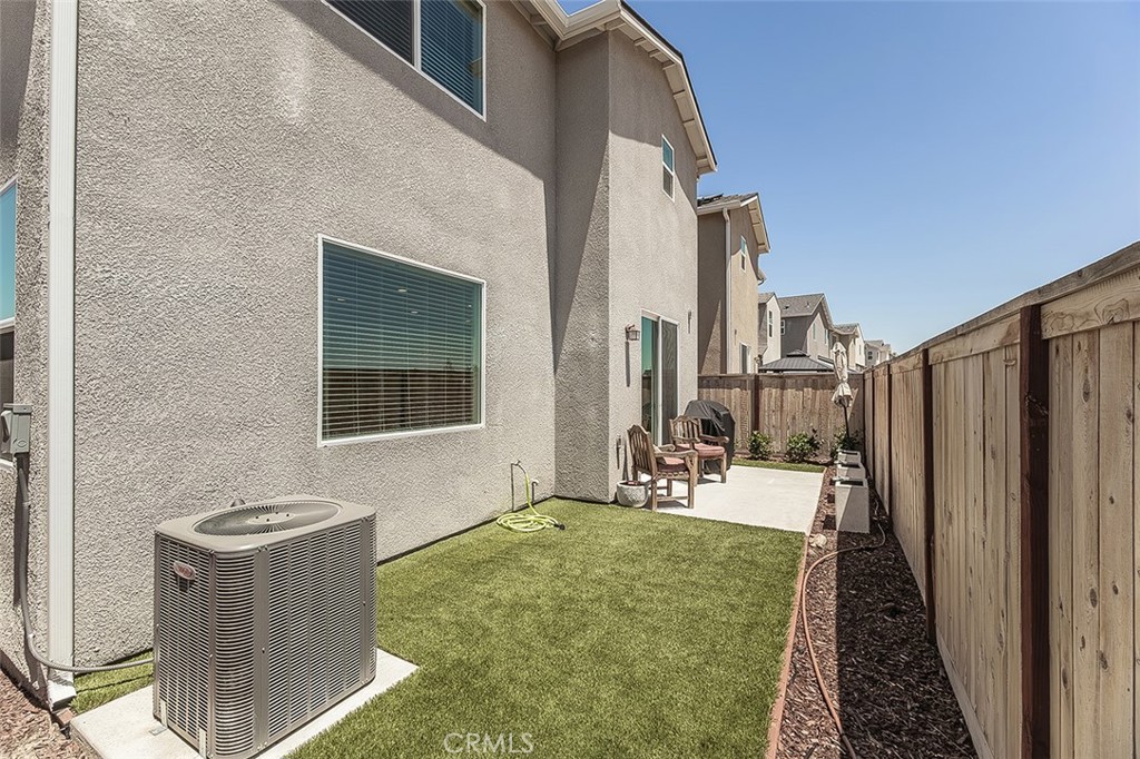 580 Mccaffrey, Madera, CA 93636