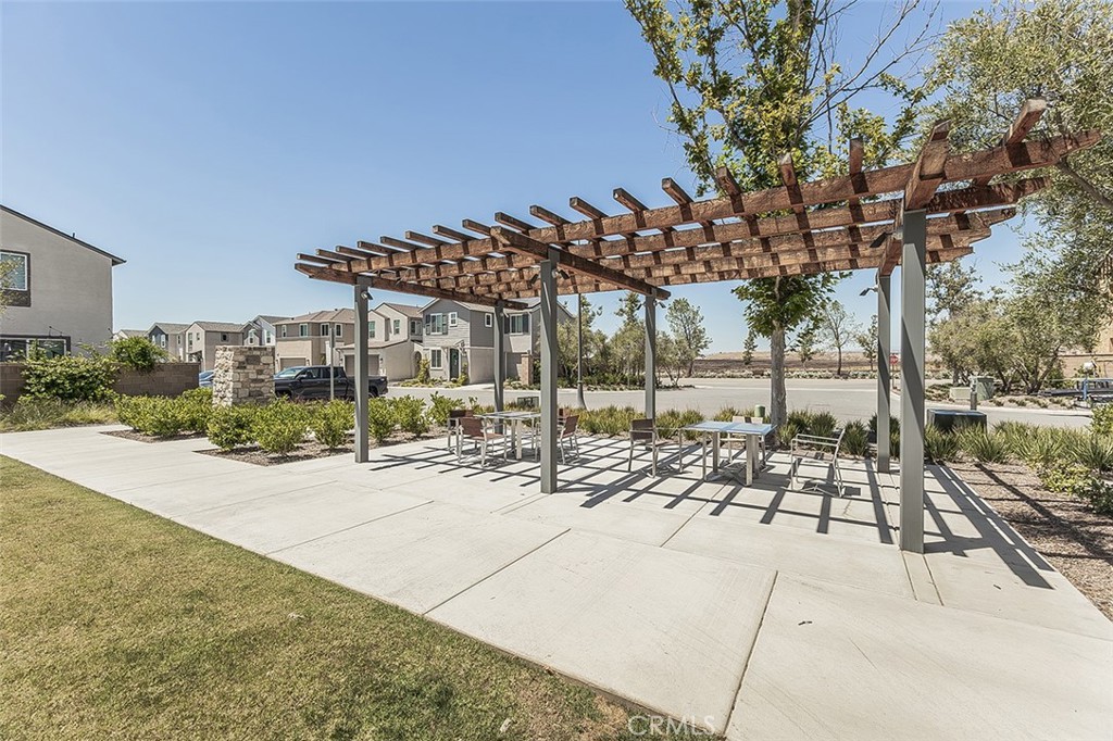 580 Mccaffrey, Madera, CA 93636