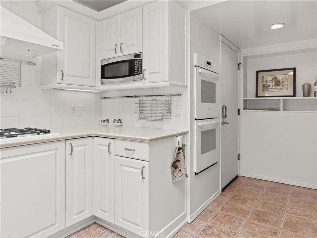 1141 Hartford, Cambria, CA 93428