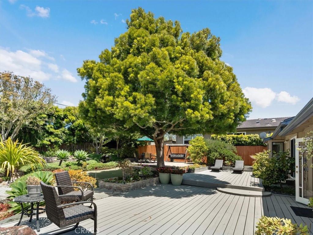 1141 Hartford, Cambria, CA 93428