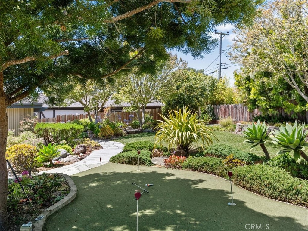 1141 Hartford, Cambria, CA 93428