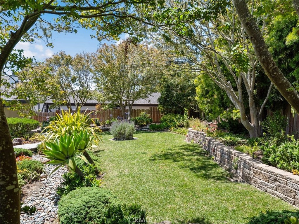 1141 Hartford, Cambria, CA 93428