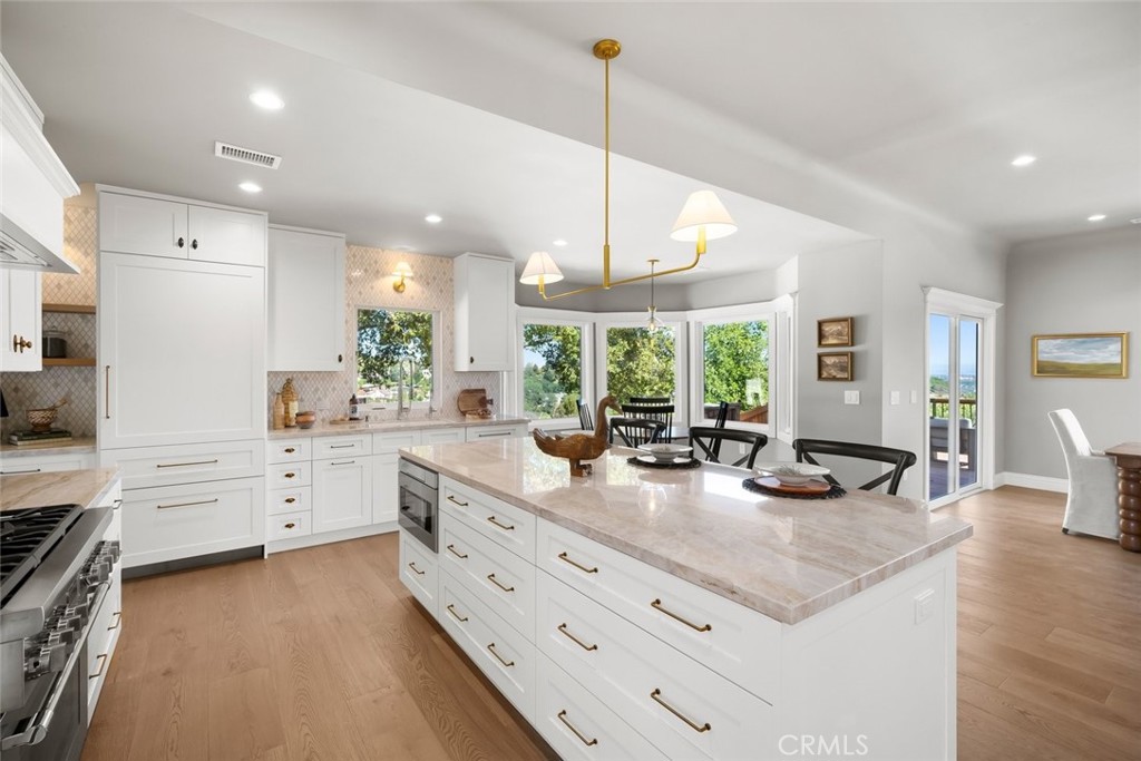 1026 Merry Hill Road, Paso Robles, CA 93446