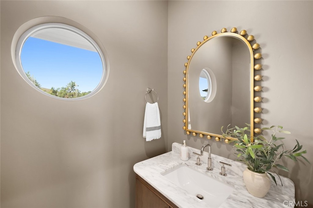 1026 Merry Hill Road, Paso Robles, CA 93446