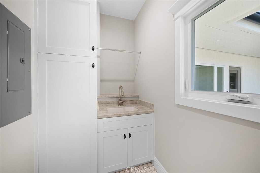 1026 Merry Hill Road, Paso Robles, CA 93446