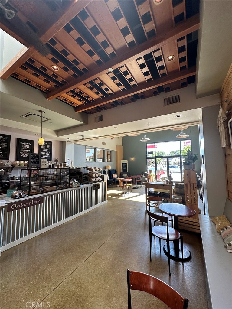 1121 Rossi Rd #C, Templeton, CA 93465