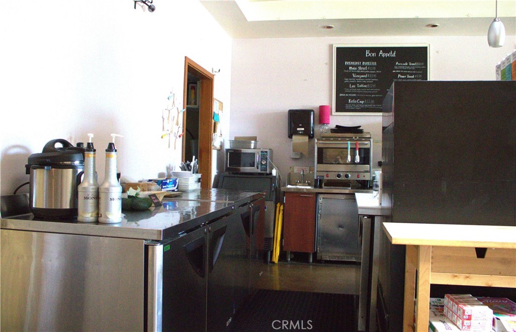 1121 Rossi Rd #C, Templeton, CA 93465