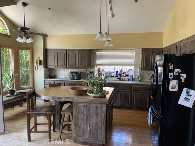 1462 Ashmore, San Luis Obispo, CA 93401