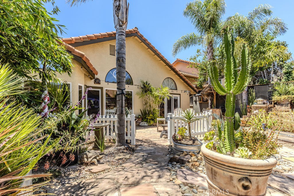 1462 Ashmore, San Luis Obispo, CA 93401