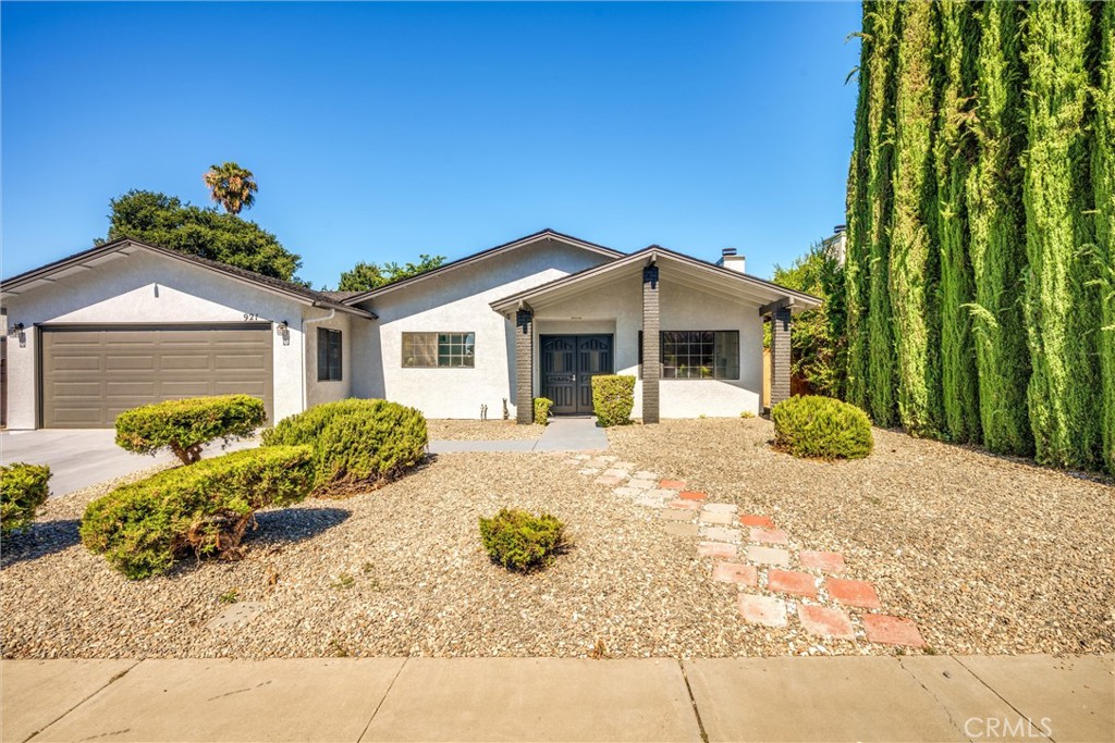 921 Player Ln, Paso Robles, CA 93446