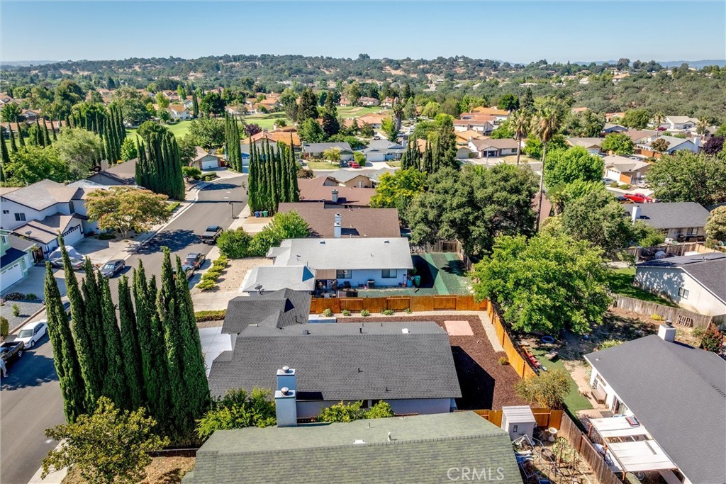 921 Player Ln, Paso Robles, CA 93446