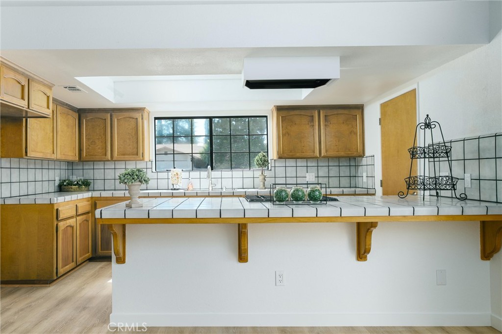 921 Player Ln, Paso Robles, CA 93446