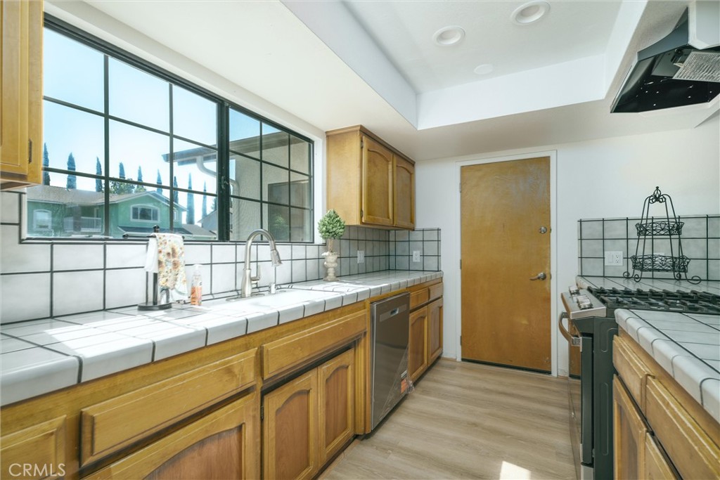 921 Player Ln, Paso Robles, CA 93446