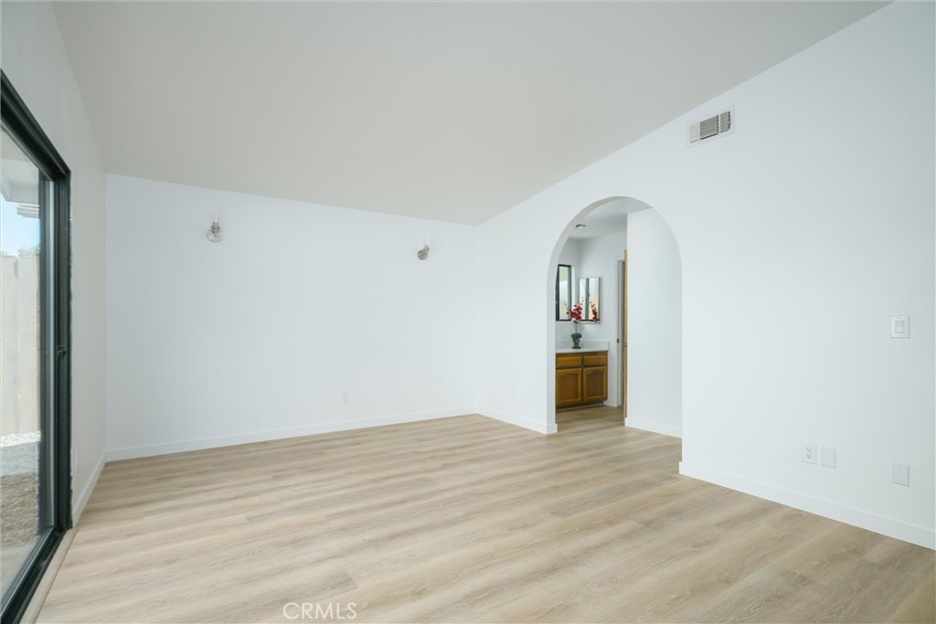 921 Player Ln, Paso Robles, CA 93446