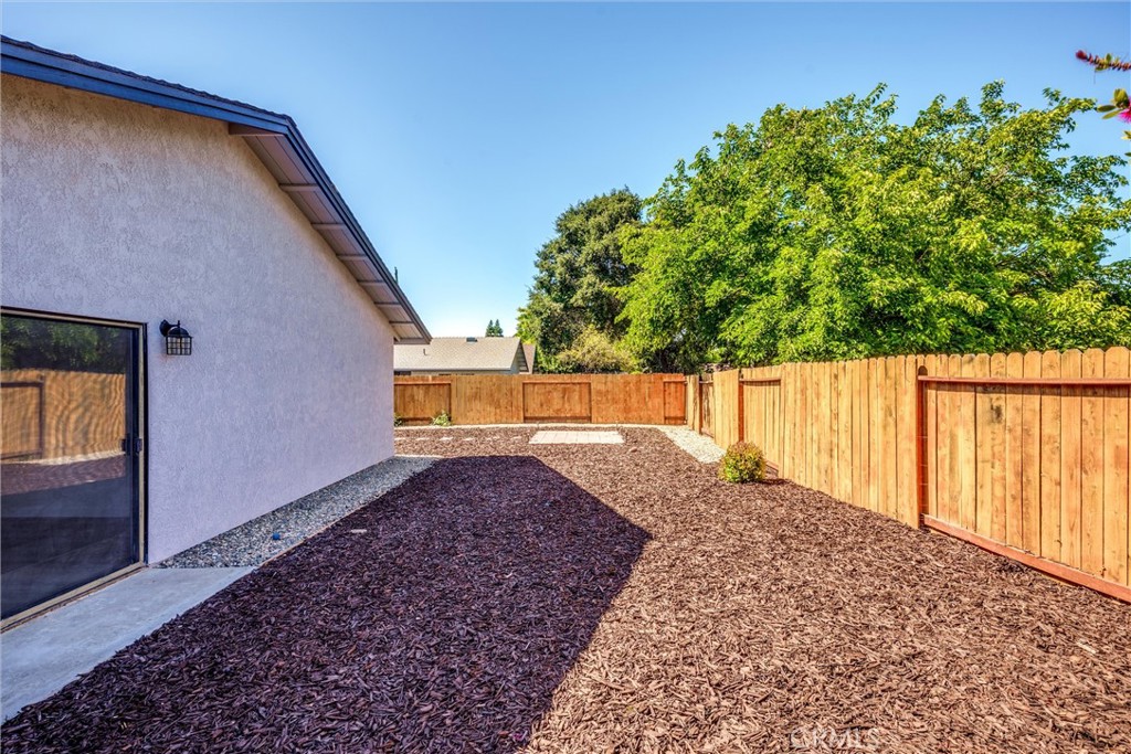 921 Player Ln, Paso Robles, CA 93446