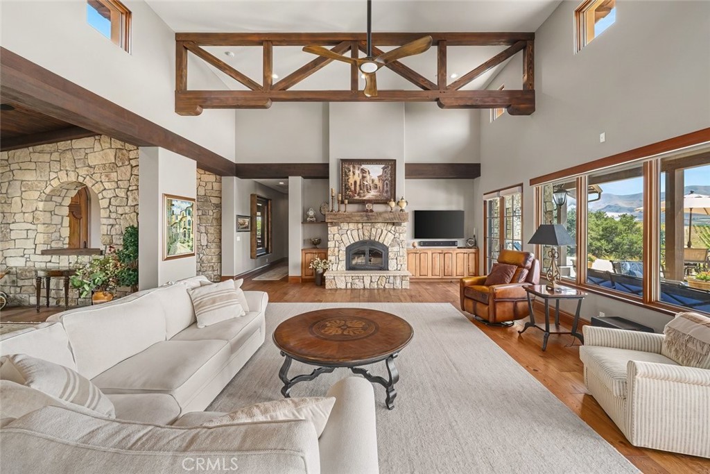 2350 Camino Edna, San Luis Obispo, CA 93401