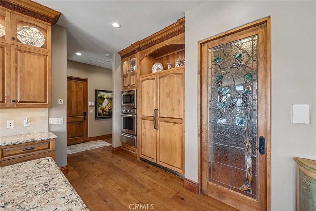 2350 Camino Edna, San Luis Obispo, CA 93401