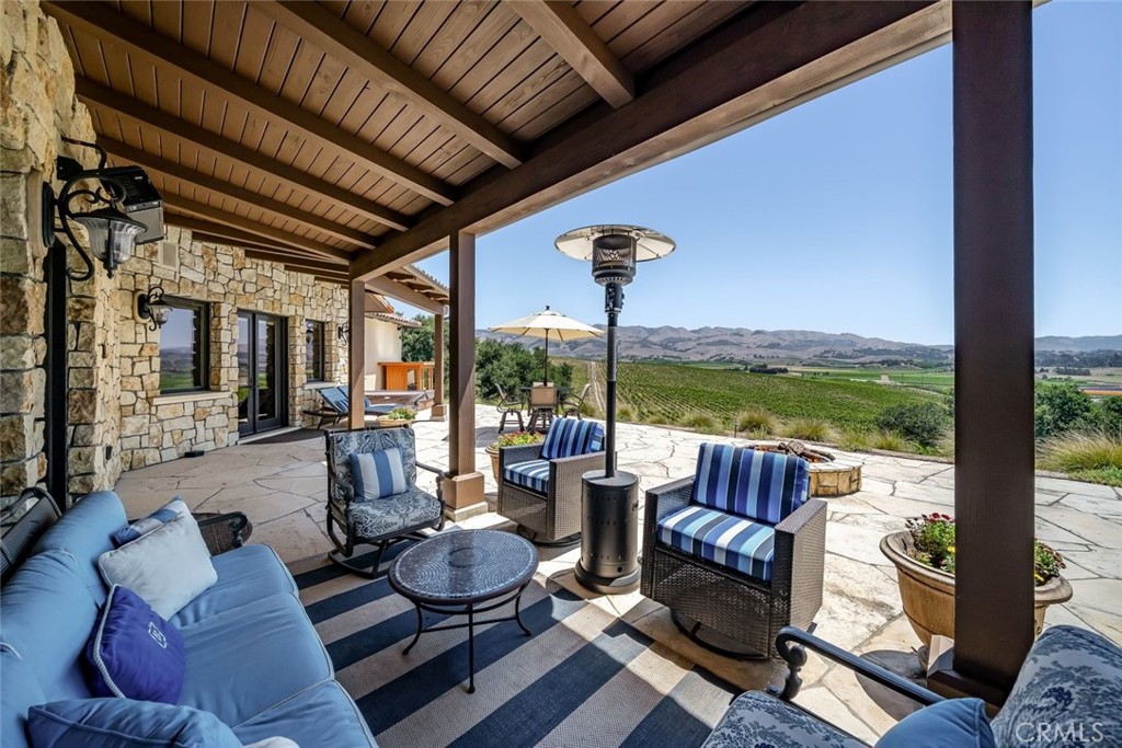 2350 Camino Edna, San Luis Obispo, CA 93401