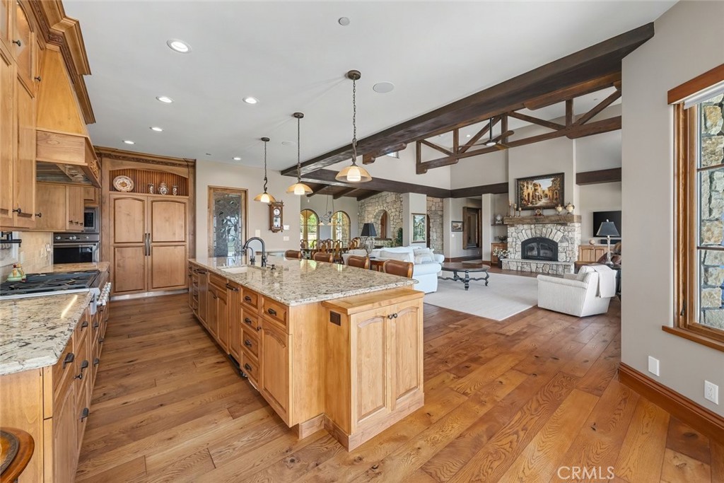 2350 Camino Edna, San Luis Obispo, CA 93401