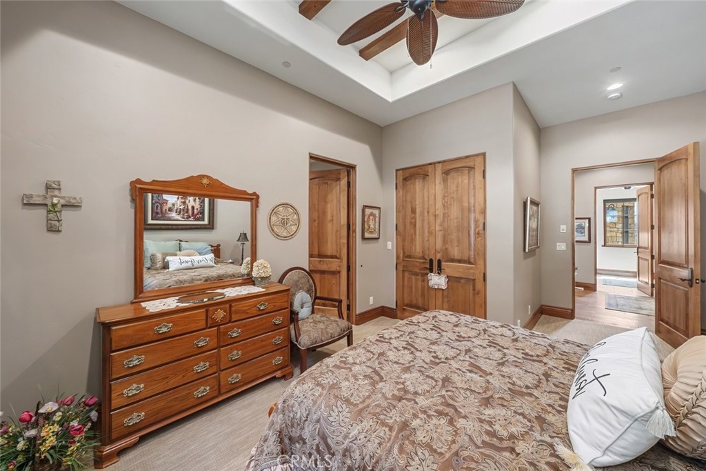 2350 Camino Edna, San Luis Obispo, CA 93401