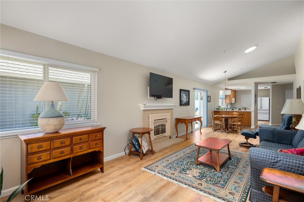 937 Bluebell Way, San Luis Obispo, CA 93401