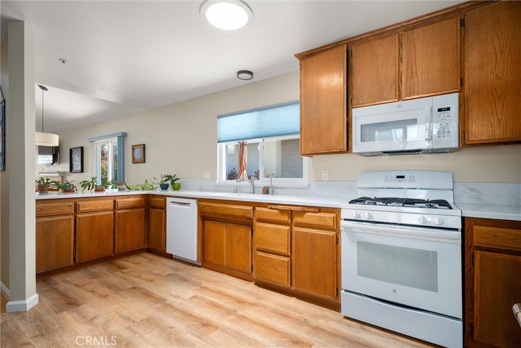 937 Bluebell Way, San Luis Obispo, CA 93401