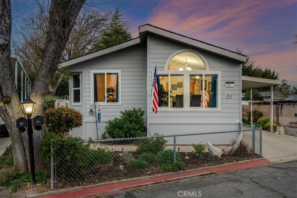 51 Quinta Ct, Paso Robles, CA 93446