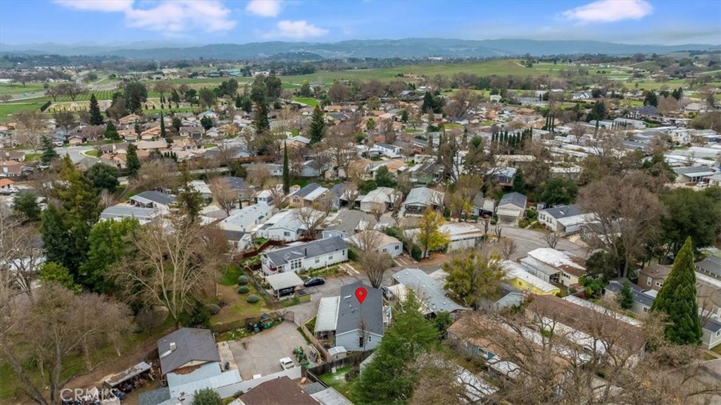 51 Quinta Ct, Paso Robles, CA 93446