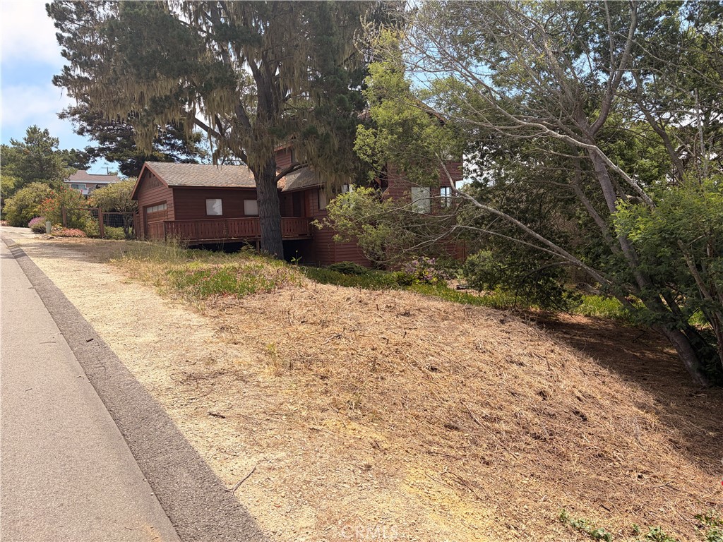 422 Weymouth, Cambria, CA 93428